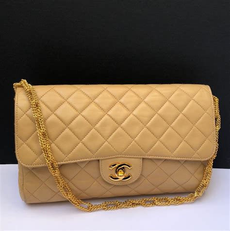 chanel timeless clutch ebay|Chanel vintage clutch with chain.